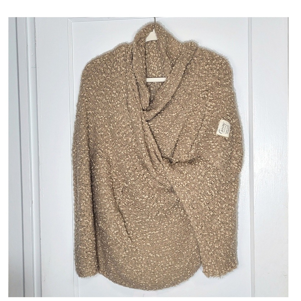 Demdaco Womens Giving Shawl Camel Popcorn Knit Pocket Wrap Scarf Tan One SizeNWT
